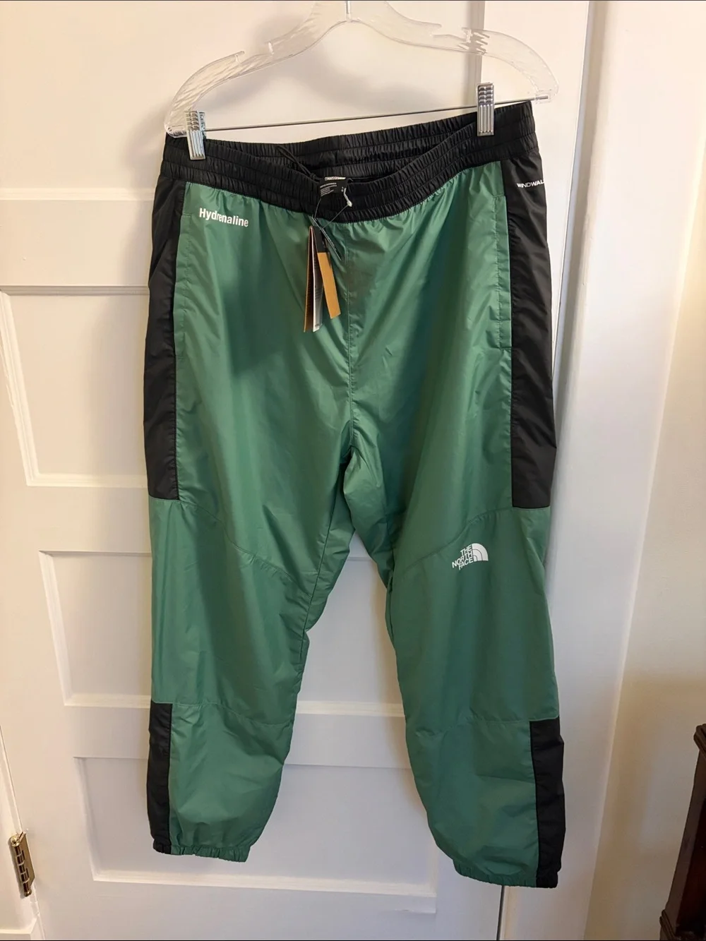 The North Face Men’s Green and Black Hydrenaline Joggers